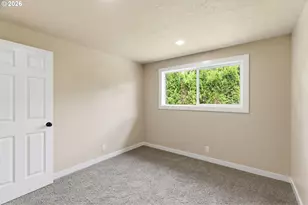1015 Cunningham Ln, Salem, OR 97302 - Photo 34