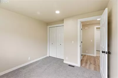 1015 Cunningham Ln, Salem, OR 97302 - Photo 36
