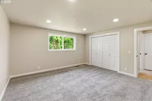 1015 Cunningham Ln, Salem, OR 97302 - Photo 24