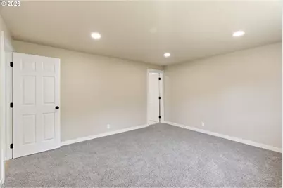 1015 Cunningham Ln, Salem, OR 97302 - Photo 26