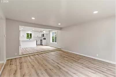 1015 Cunningham Ln, Salem, OR 97302 - Photo 6