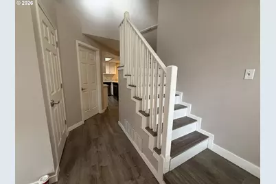 1003 SE 146th Ave, Portland, OR 97233 - Photo 6