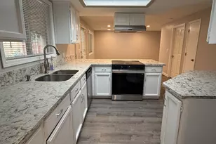 1003 SE 146th Ave, Portland, OR 97233 - Photo 10