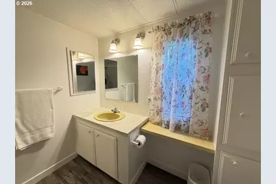 1600 Rhododendron Dr #4, Florence, OR 97439 - Photo 28