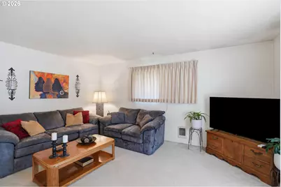 8802 N Chase Ave, Portland, OR 97217 - Photo 12