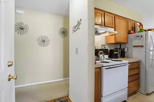 8802 N Chase Ave, Portland, OR 97217 - Photo 4