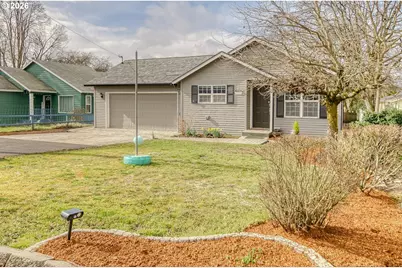 435 S 8th St, Saint Helens, OR 97051 - Photo 2