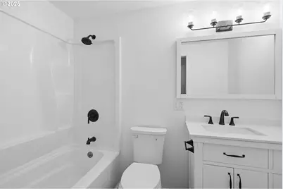 4600 Summit Dr, Hood River, OR 97031 - Photo 12