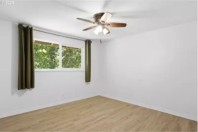 4600 Summit Dr, Hood River, OR 97031 - Photo 8