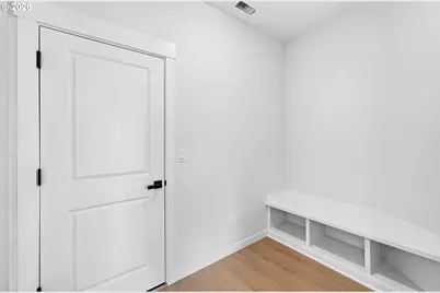 508 W 19th St, La Center, WA 98629 - Photo 18