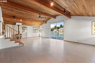 205 N Bridgeton Rd, Portland, OR 97217 - Photo 12