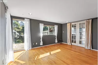 205 N Bridgeton Rd #09W, Portland, OR 97217 - Photo 16