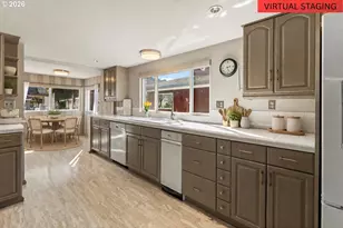 205 N Bridgeton Rd, Portland, OR 97217 - Photo 8