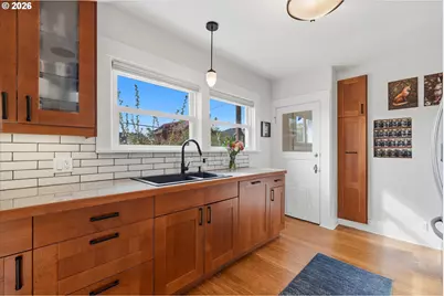 2605 SE Woodward St, Portland, OR 97202 - Photo 10