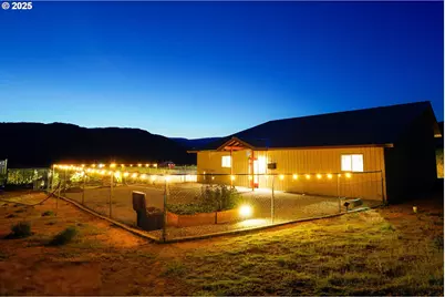 675 Peach Rd, Waterville, WA 98858 - Photo 1