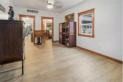 16326 NE Butteville Rd, Woodburn, OR 97071 - Photo 8