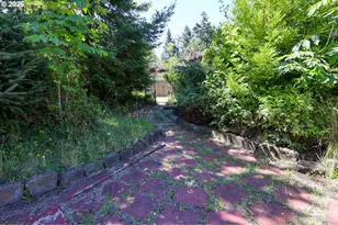 64608 E Bay Rd, North Bend, OR 97459 - Photo 4