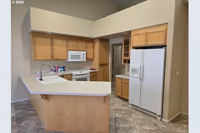 2261 Condor Dr, Redmond, OR 97756 - Photo 14