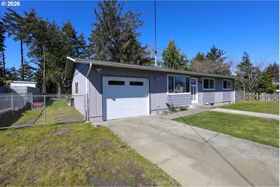 560 Fillmore St, Coos Bay, OR 97420 - Photo 4
