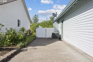 2245 NE Rock Ledge Dr, Keizer, OR 97303 - Photo 36