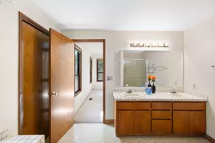20600 SW Shoshone Dr, Tualatin, OR 97062 - Photo 22