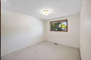 20600 SW Shoshone Dr, Tualatin, OR 97062 - Photo 24