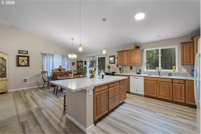 15773 Lava Dr, La Pine, OR 97739 - Photo 10