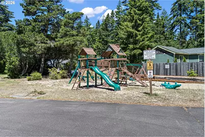 252 Outer Dr, Florence, OR 97439 - Photo 44