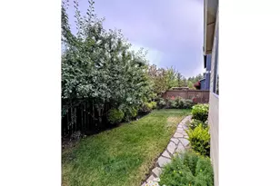 15910 NW Heckman Ln, Portland, OR 97229 - Photo 30