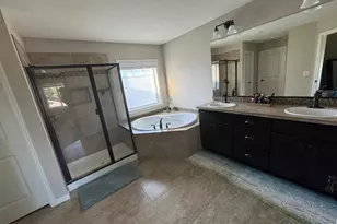 15910 NW Heckman Ln, Portland, OR 97229 - Photo 24