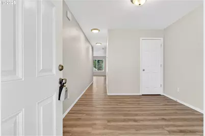 38420 Miller St, Sandy, OR 97055 - Photo 4