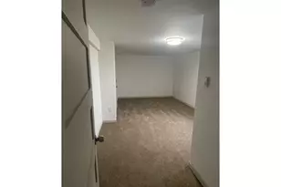 144 SE 85th Ave, Portland, OR 97216 - Photo 16