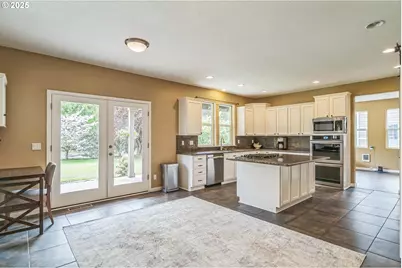 26250 S Milk Creek Cir, Mulino, OR 97042 - Photo 10