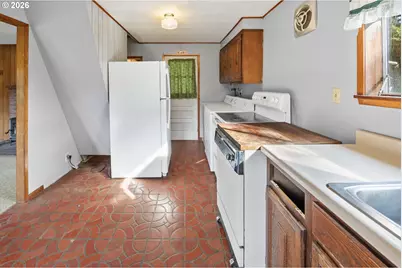 35353 Little Walluski Ln, Astoria, OR 97103 - Photo 8