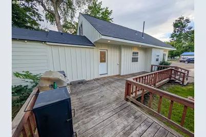 590 Cedar St, Elgin, OR 97827 - Photo 24