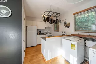 847 SW Broadway Dr, Portland, OR 97201 - Photo 4