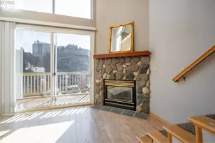 847 SW Broadway Dr, Portland, OR 97201 - Photo 8