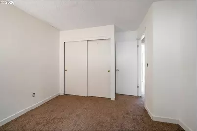 847 SW Broadway Dr #32, Portland, OR 97201 - Photo 14