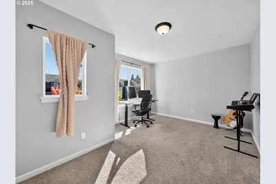 11289 NW 325th Ave, North Plains, OR 97133 - Photo 18