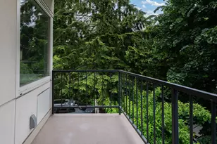 2211 SW Park Pl, Portland, OR 97205 - Photo 24