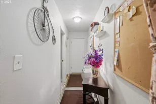 177 NW Ebberts Ave, Hillsboro, OR 97124 - Photo 4