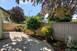 4246 NE 125th Pl, Portland, OR 97230 - Photo 24