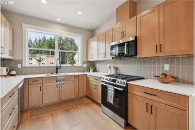 8872 SW Serenity Ter, Beaverton, OR 97007 - Photo 8