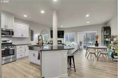 12467 SE Water Drop Way, Happy Valley, OR 97086 - Photo 12