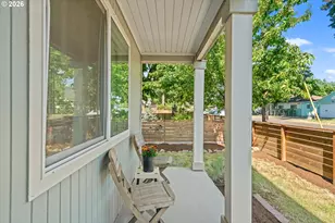 6156 SE Lexington St, Portland, OR 97206 - Photo 2