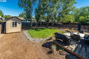 3217 SW Quartz Ave, Redmond, OR 97756 - Photo 6