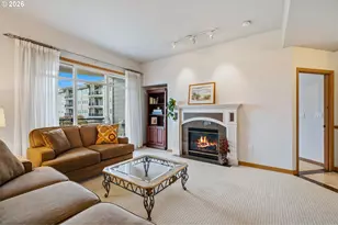 4832 NW Promenade Terrace, Portland, OR 97229 - Photo 4