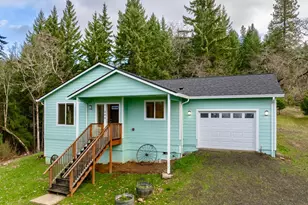 244 Lyons Rd, White Salmon, WA 98672 - Photo 1