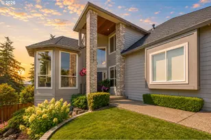 3466 Vista Ridge Dr, West Linn, OR 97068 - Photo 2