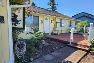4376 Vernon Loop NE, Salem, OR 97305 - Photo 2